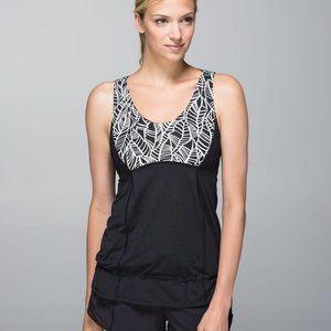 Lululemon Hustle & Bustle Tank Black / Pretty Palm Black Angel Wing